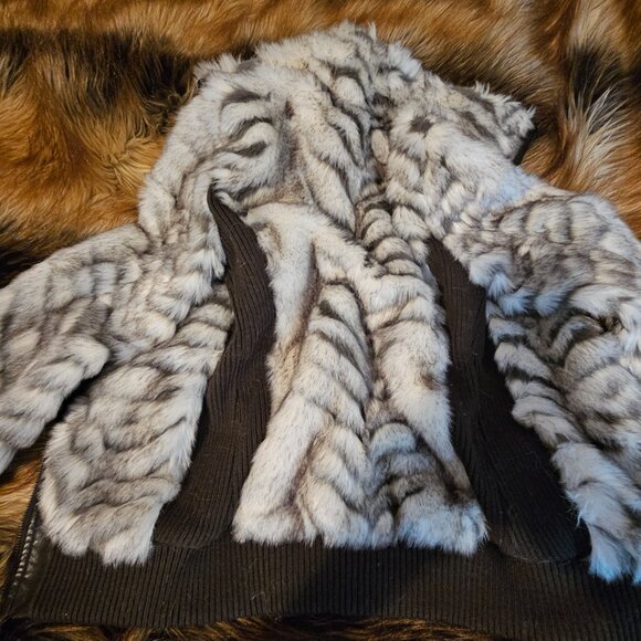 Vintage Guess XS Tipped Blue Fox Chevron Faux Fur Coat with Knit and Leather... - Picture 5 of 10